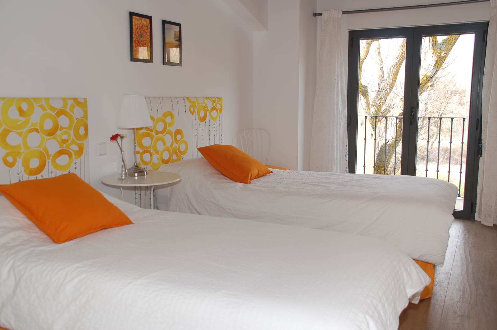 Habitaciones — casa rural Casa Los Tres Nogales (Castroserna de Arriba, Segovia)